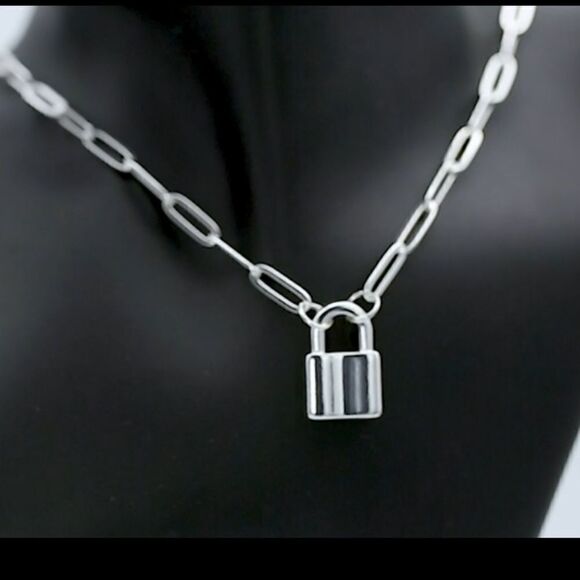 Gold / Silver Padlock Paperclip Chain Toggle Necklace - Picture 6 of 9